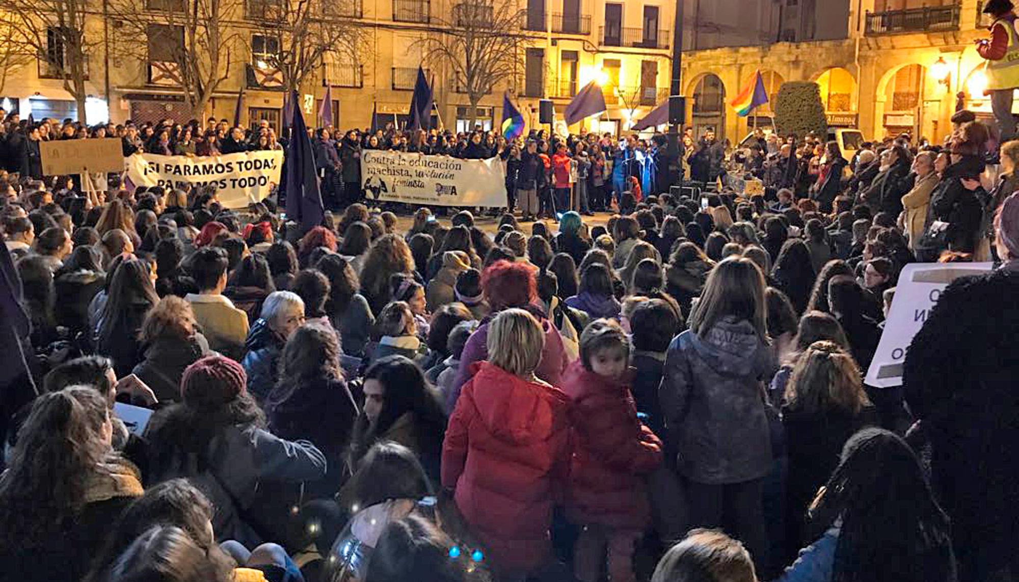 8M Logroño manisfiesto